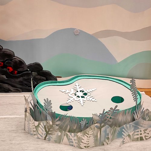 Punctata, le grand sommeil, troisième et dernier opus de ces contes poétiques et sensoriels pour tout-petits.